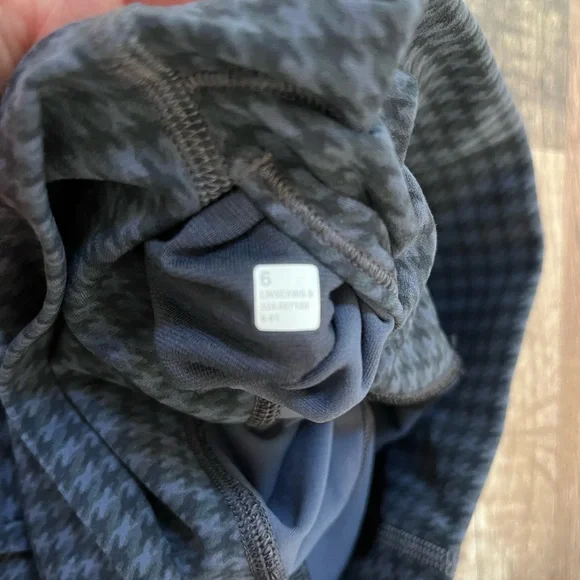 lululemon Align™ High-Rise Pant 25"
ColourMicro Houndstooth Blue Multi - Picture 5 of 5